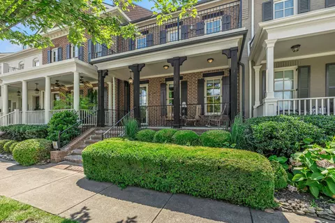 1353 Eliot Rd, Franklin, TN 37064