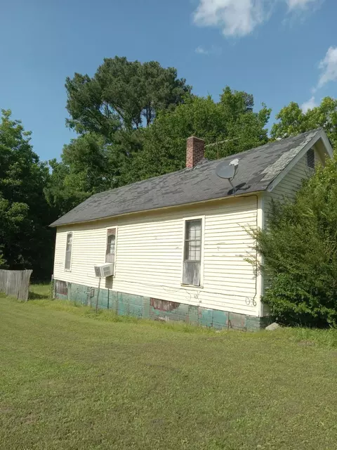 Exterior - 231 Jackson St, Jackson, TN 38301 photo 1 of 1