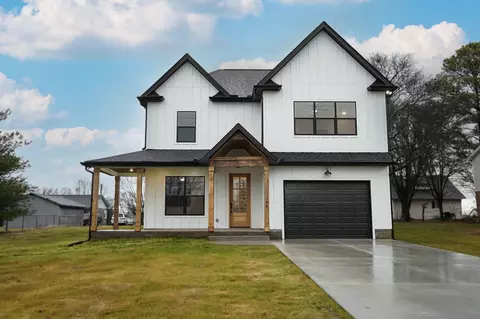 206 Highway 52 E, Portland, TN 37148