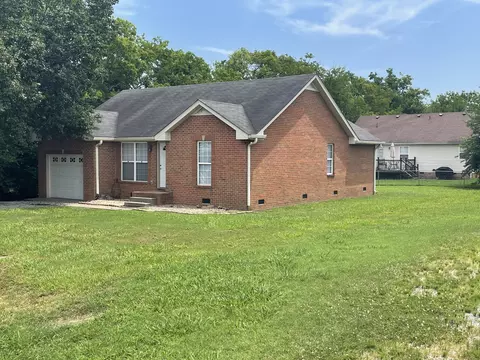 1313 Maize Ln, Lebanon, TN 37087