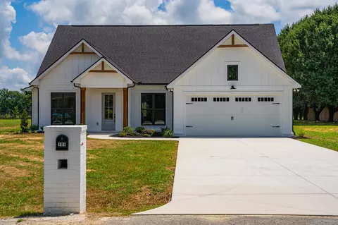 189 Strawberry Rdg, Manchester, TN 37355