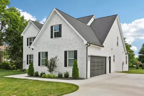 153 Grandview Cir, Gallatin, TN 37066