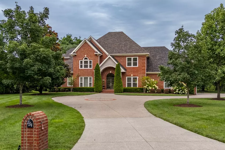 Exterior - 234 Pelham Dr, Brentwood, TN 37027 photo 11 of 12