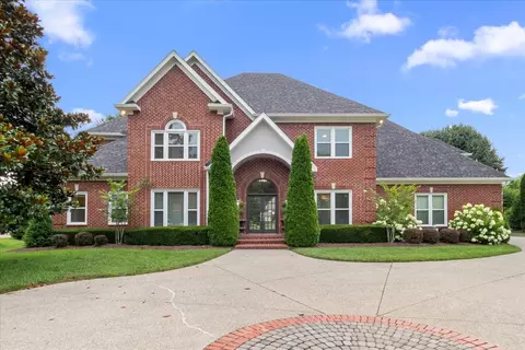 Exterior - 234 Pelham Dr, Brentwood, TN 37027 photo 1 of 12