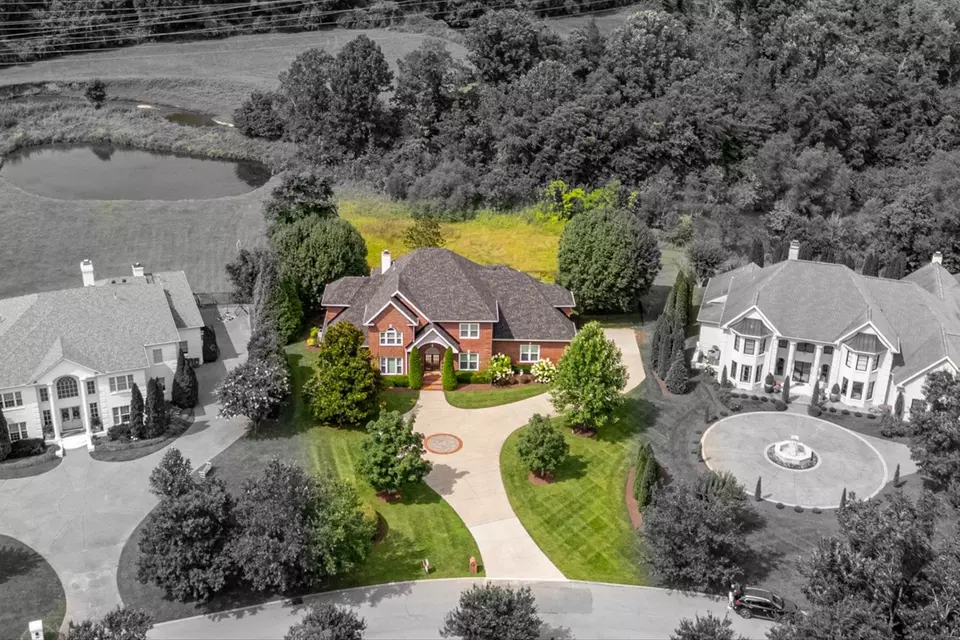 View/Area - 234 Pelham Dr, Brentwood, TN 37027 photo 1 of 5