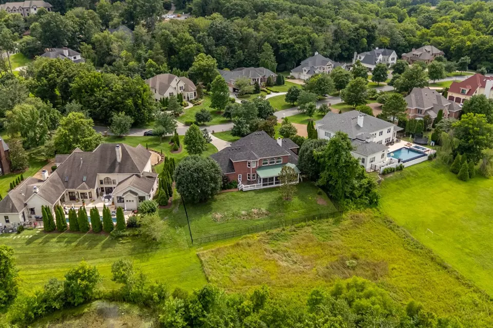 View/Area - 234 Pelham Dr, Brentwood, TN 37027 photo 4 of 5