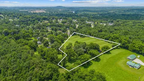 204 Butlers Ln, Old Hickory, TN 37138