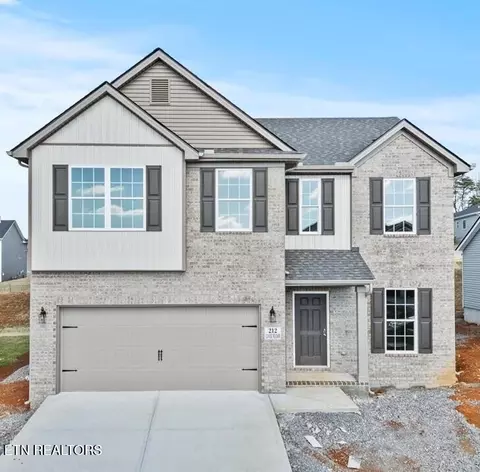 212 Clover Meadow Ln, Maryville, TN 37801