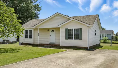 724 Carbondale Dr, Oak Grove, KY 42262
