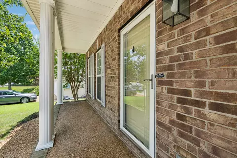 Exterior - 6014 Thrush Ct, Spring Hill, TN 37174 photo 7 of 23