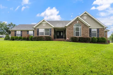 305 Davis Green Ln, Spring Hill, TN 37174