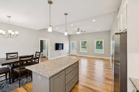 Entry Way - 136 Blue Moon Rd, Dickson, TN 37055 photo 2 of 3