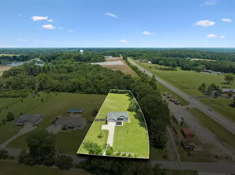 View/Area - 136 Blue Moon Rd, Dickson, TN 37055 photo 2 of 8