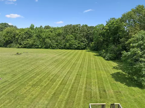 Exterior - 136 Blue Moon Rd, Dickson, TN 37055 photo 8 of 16