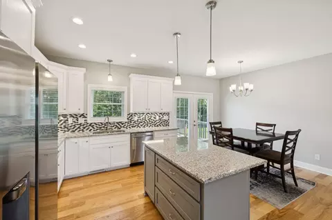 Kitchen - 136 Blue Moon Rd, Dickson, TN 37055 photo 5 of 7