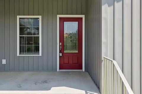 Exterior - 136 Blue Moon Rd, Dickson, TN 37055 photo 10 of 16