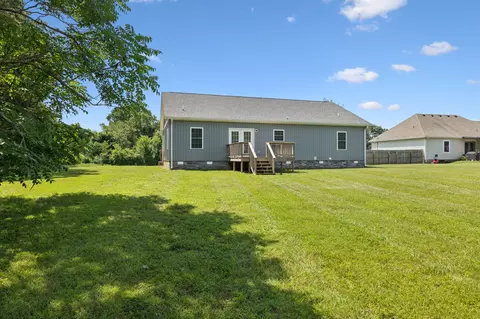 Exterior - 136 Blue Moon Rd, Dickson, TN 37055 photo 14 of 16