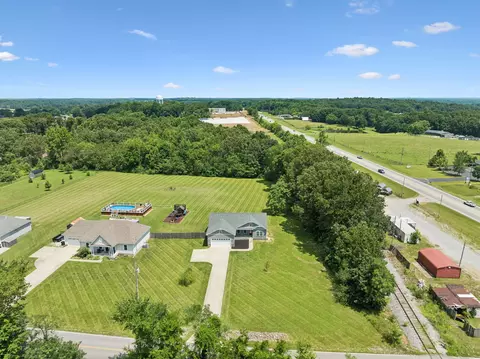 View/Area - 136 Blue Moon Rd, Dickson, TN 37055 photo 1 of 8