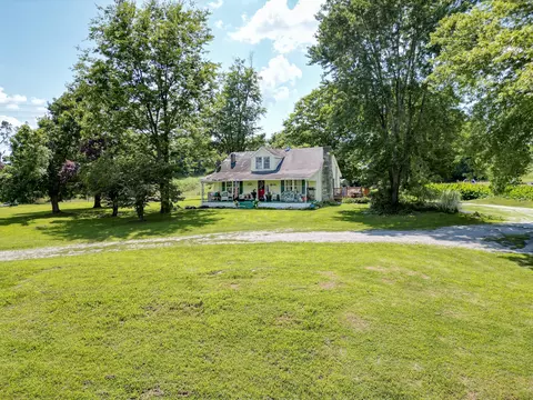 1843 Clara Mathis Rd, Spring Hill, TN 37174