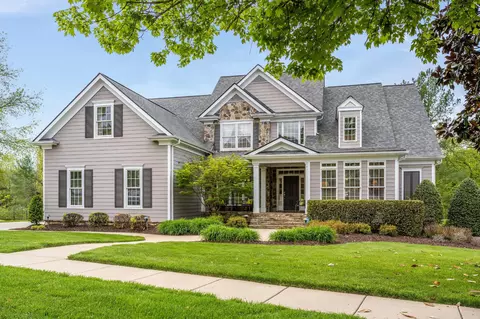 9401 Windrose Cir, Chattanooga, TN 37421
