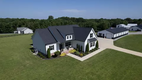 Exterior - 211 Claypool Rd, Bethpage, TN 37022 photo 20 of 22