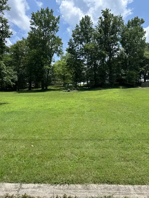 704 Deer Ridge Ln, Lebanon, TN 37087