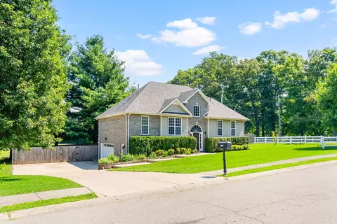 4328 Monticello Trce, Adams, TN 37010