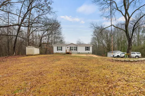 878 Glass Rd, La Fayette, GA 30728