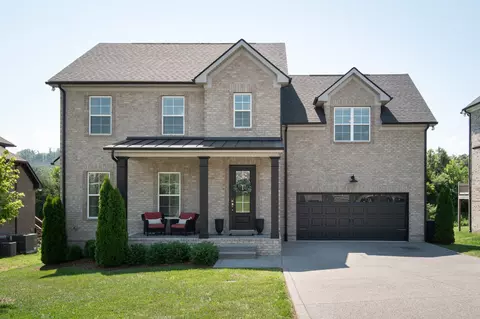 264 Crooked Creek Ln, Hendersonville, TN 37075
