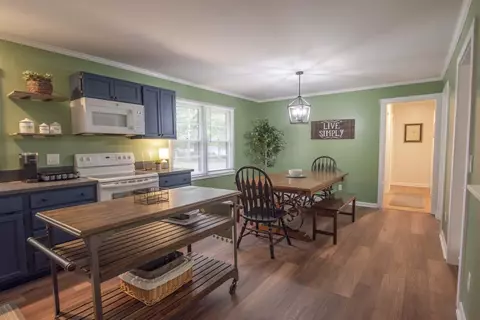 119 Walton Ln, Tracy City, TN 37387