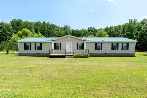 450 Oldtown Branch Rd, Waynesboro, TN 38485