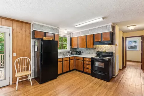 Kitchen - 101 Burnett Rd, Dickson, TN 37055 photo 1 of 1