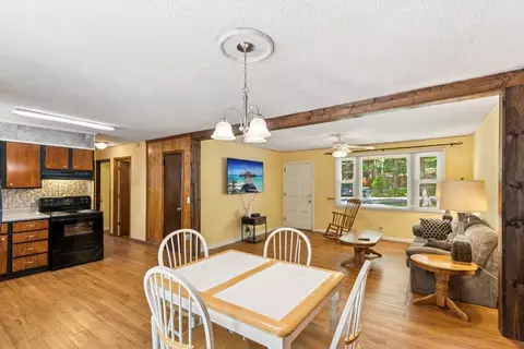 Dining - 101 Burnett Rd, Dickson, TN 37055 photo 1 of 3