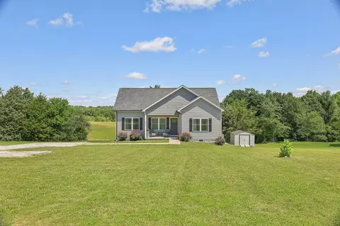 1219 Oak Grove Rd, Dickson, TN 37055
