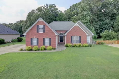 4425 Taylor Hall Ln, Adams, TN 37010