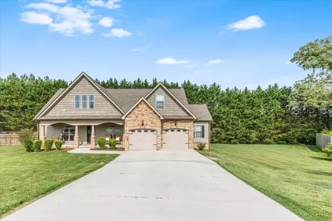 55 E Acorn Dr, Rock Spring, GA 30739 photo 3