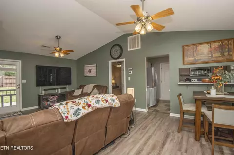 7533 Gary White Rd, Corryton, TN 37721 photo 22