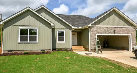 620 County Road 213, Athens, TN 37303