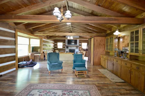 1355 Westfield Rd, Dickson, TN 37055