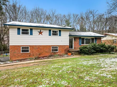 4542 Norcross Rd, Hixson, TN 37343
