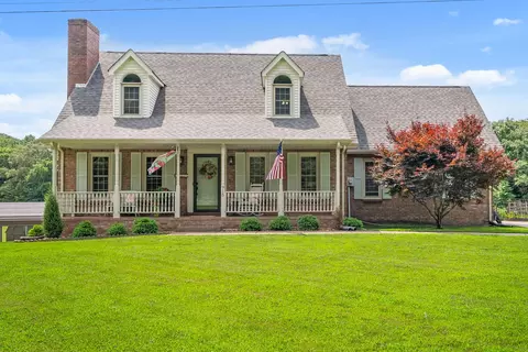 915 Rocky Hollow Rd, Erin, TN 37061