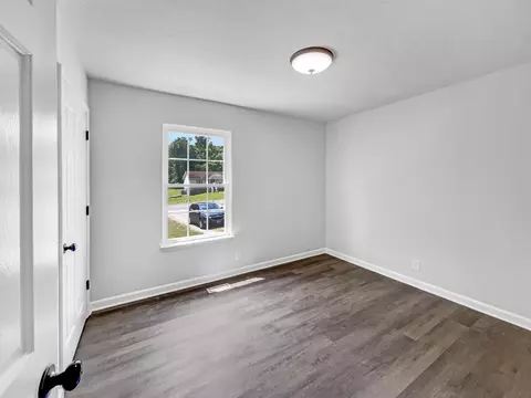 Bedroom - 147 Greystone Dr, Springfield, TN 37172 photo 3 of 4