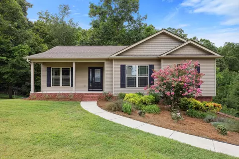 7420 Tiercel Dr, Ooltewah, TN 37363