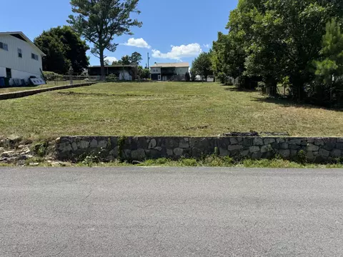 803 Orchard Ter, Rossville, GA 30741