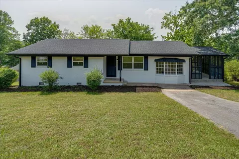 2448 Northbrier Cir, Chattanooga, TN 37406