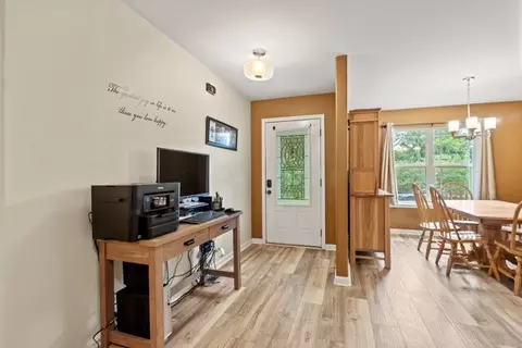 Entry Way - 414 Grace St, Springfield, TN 37172 photo 2 of 4