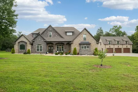 1464 Azalee Ln, Chapel Hill, TN 37034
