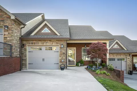 124 Hillhouse Ln, Ringgold, GA 30736