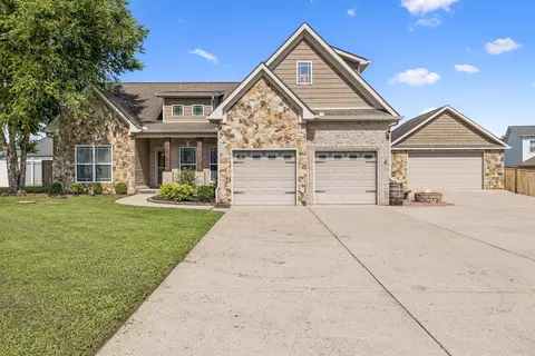 210 Drema Ct, Murfreesboro, TN 37127