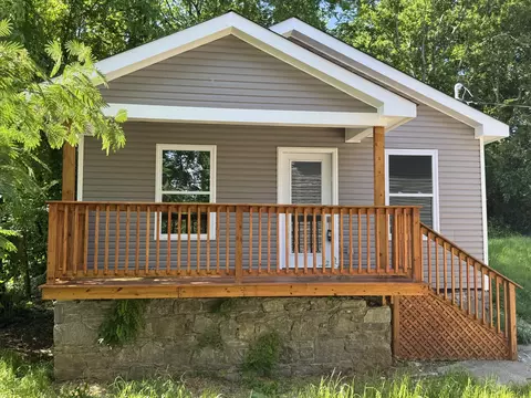 1200 Mcdonald St, Fayetteville, TN 37334